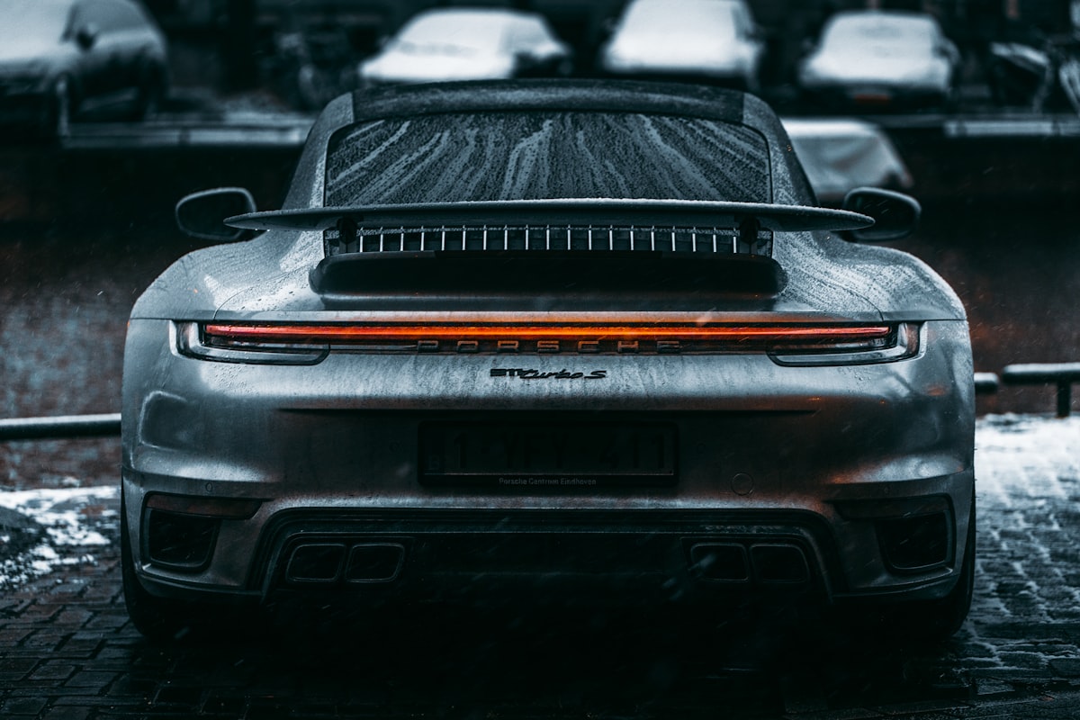 Pierwsza hybryda Porsche. Kultowy 911 GT3 z nowym napędem